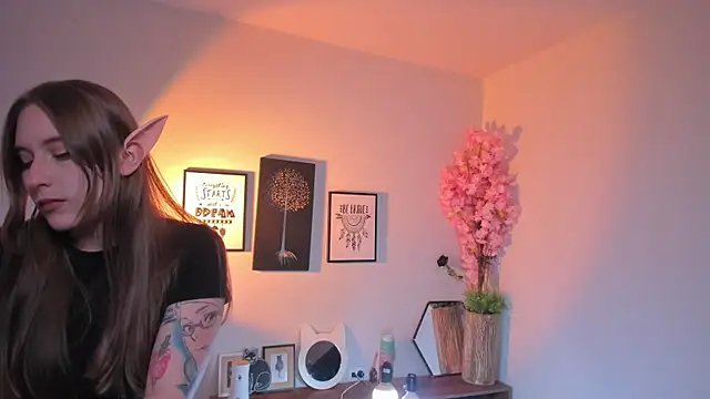 Siouxsie_cenobite webcam