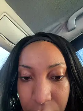 Queenkimi777 webcam