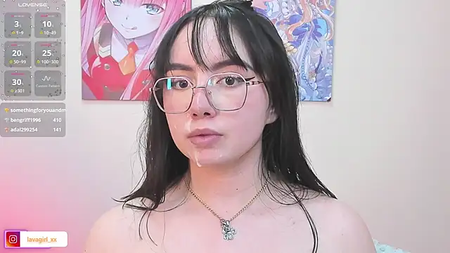 Julieta_Shelby webcam