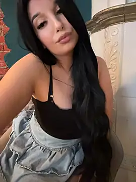 Tisha_Busty