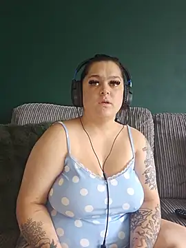 Saucy-Serenity webcam