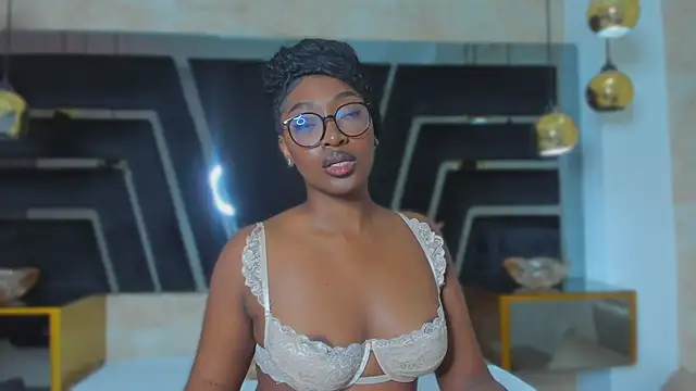 YallianaBrooks webcam