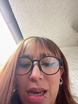 Sallem_Pink webcam