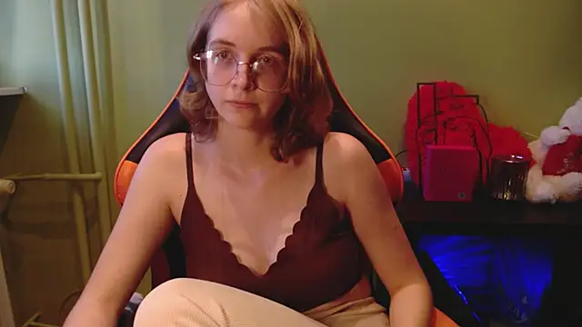 juicyPenny webcam