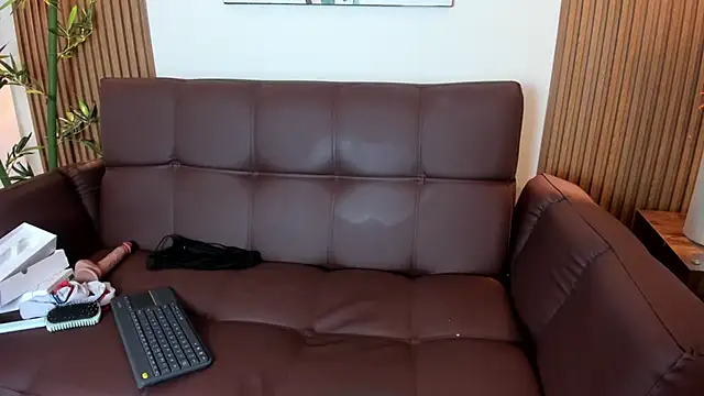 Emily_Frostt webcam