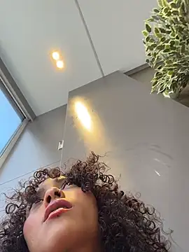 LizStorm_ webcam