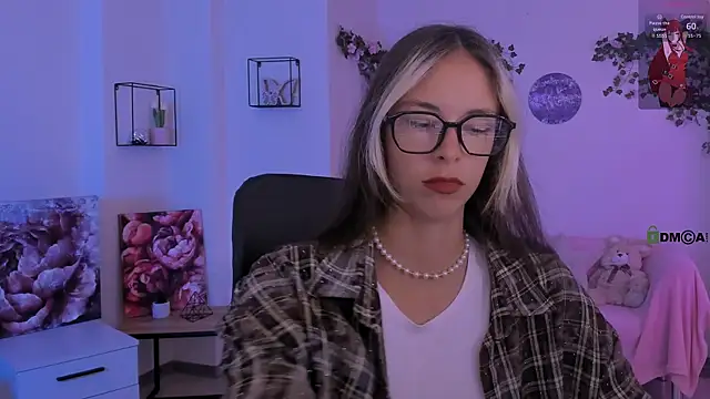 mia_mooon_ webcam