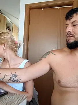 yasmi25 webcam