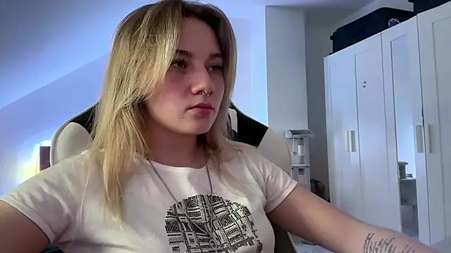 tutsiecutie webcam