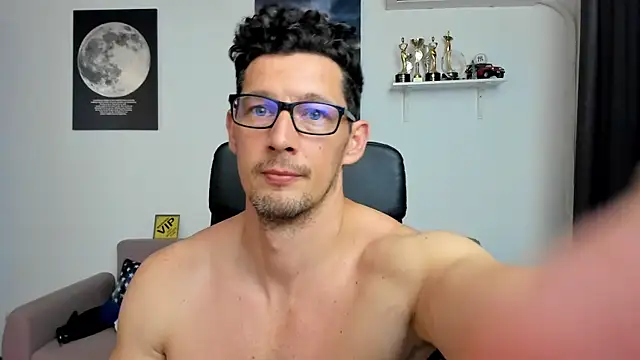 BrutusK08 webcam