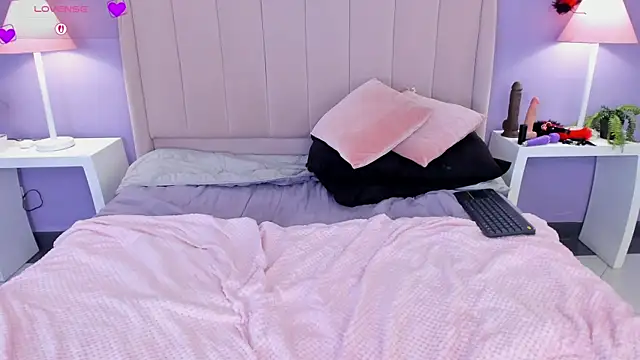 Lolagolden1 webcam