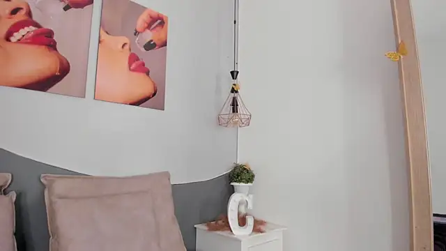 CannelaSmith webcam