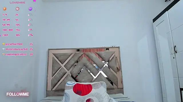 CuteLatinaxx webcam