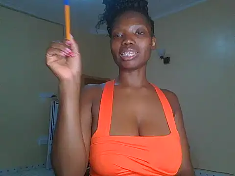 Mariana_150 live cam on StripChat