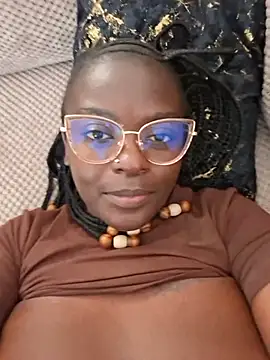 bustytemptress1
