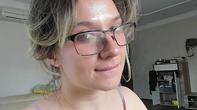 Lilith_lutherlow webcam