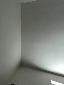 ElliemaiX webcam