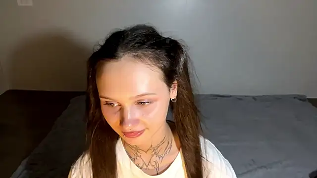 MayraLucarelli webcam