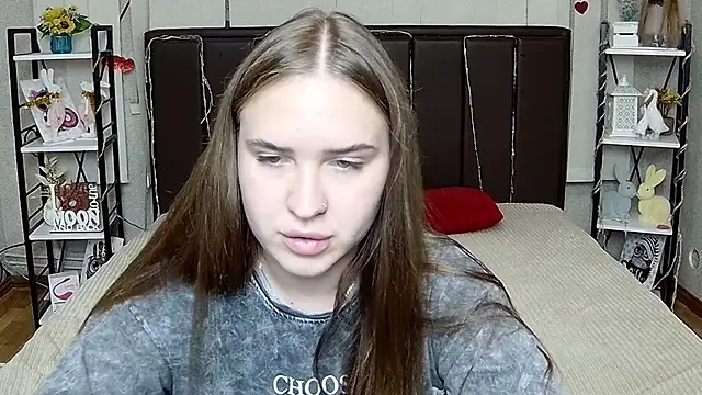 LauraHlot webcam