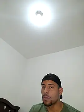 Cris_LaCobra_ webcam