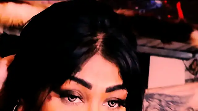 indian_dreamgirl webcam