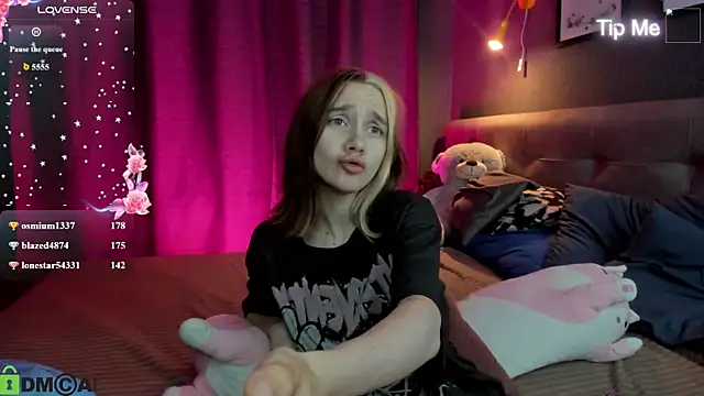 Lesi_Moonie01 webcam