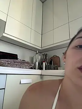 RoseViki webcam