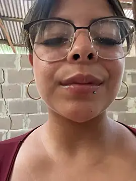 MiaCollinssx webcam
