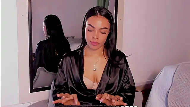 Blackywhiite webcam