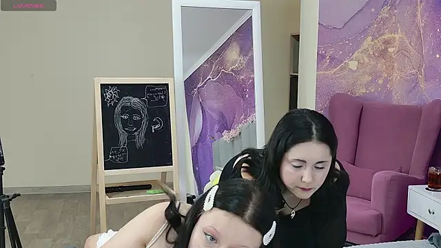 RuthHalll webcam