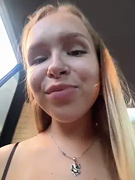 Liza_risky webcam