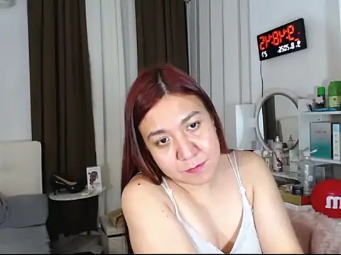 stellahugeX webcam
