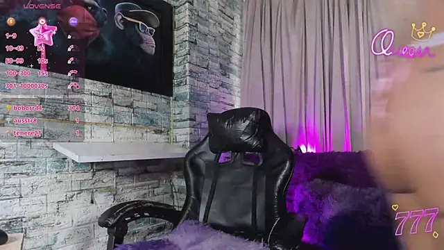 Zamara_Kleii webcam