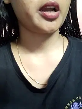 Wild-janvi webcam