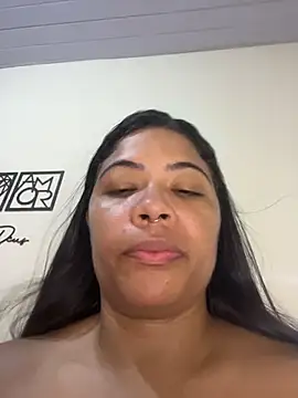 ZahraAmira_ webcam