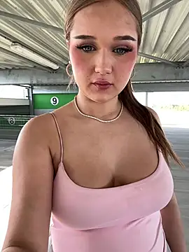 Hannah-2007 🏘 live sex chat