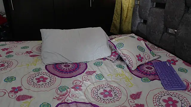 sara_hott_1