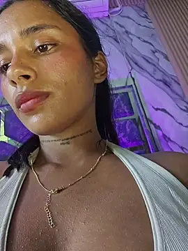 Lorena_Mcfly webcam