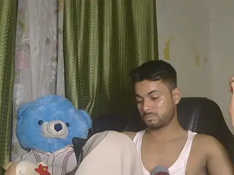 Stubborndesiboy webcam
