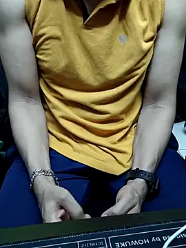 chocolate_alone webcam