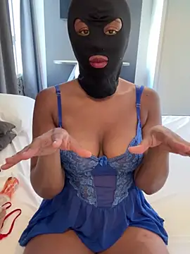 cassie_miller_velvet