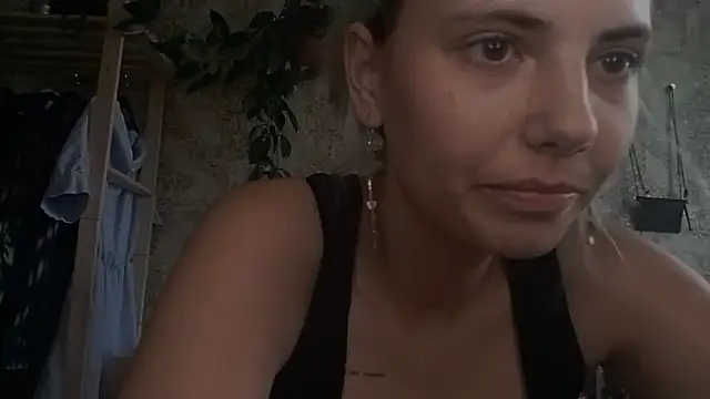 Helen18glo webcam