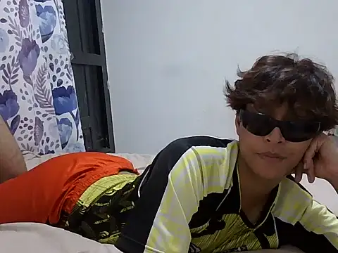 NarcismoXmoon webcam