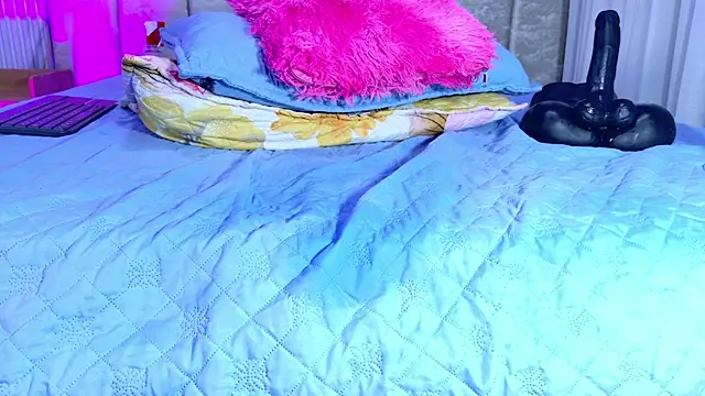 violett_lo webcam