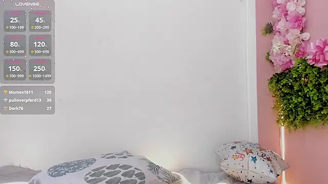 Mikasa_Horny webcam