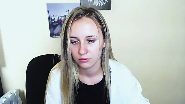 _Nicole_new webcam