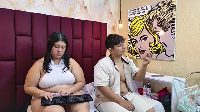 ParejaCurvy20 webcam