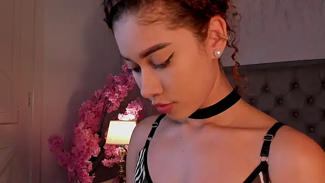 Sienna_brunette webcam