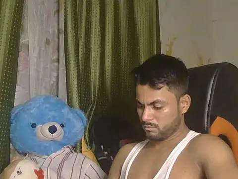 Stubborndesiboy webcam