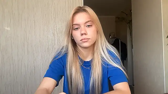 Glamorforyou live cam on StripChat